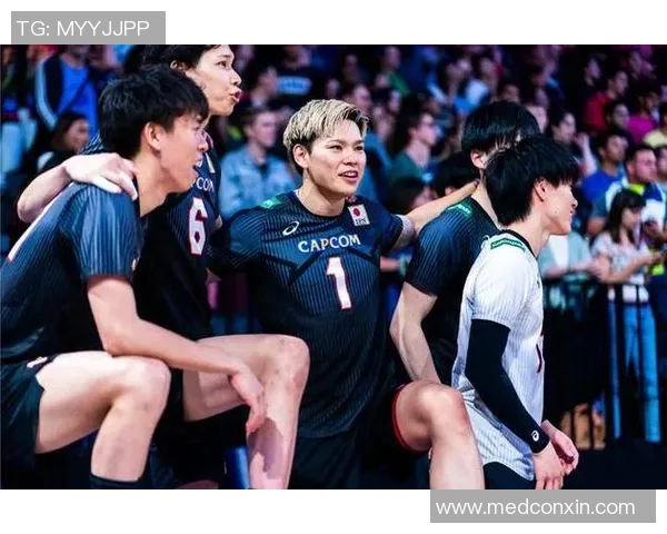 重庆排球队以74分领跑锦标赛积分榜展现强劲实力